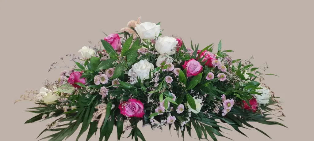 Raquette triangulaire parme