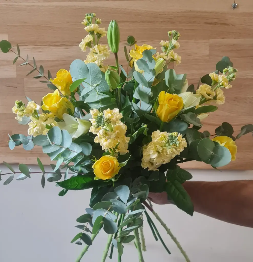Bouquet jaune pastel