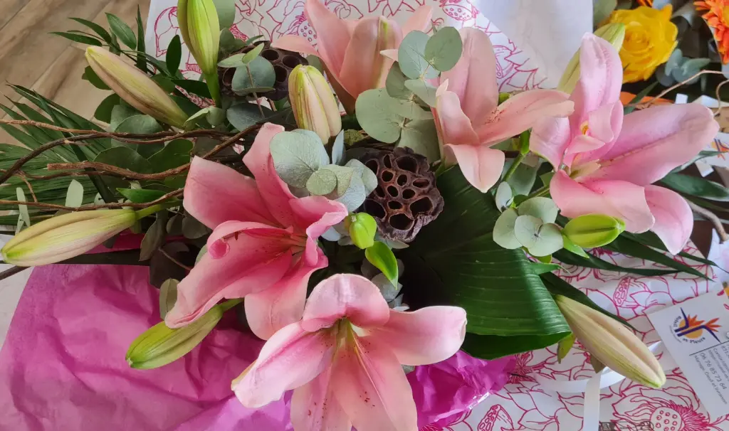 Bouquet de Lys roses 