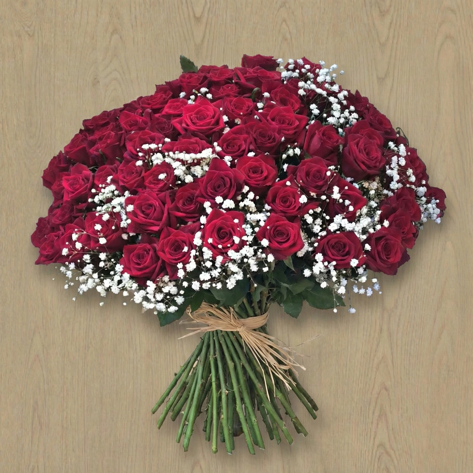 200 Roses rouges 